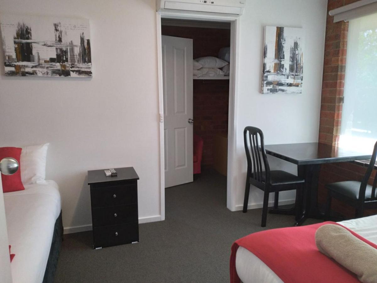 Pevensey Motor Lodge Echuca Esterno foto